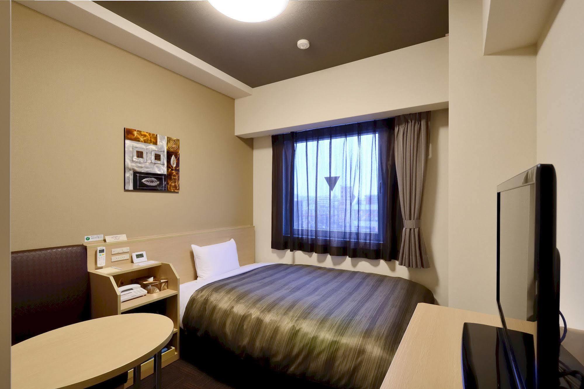 Hotel Route-Inn Saiki Ekimae Exterior photo